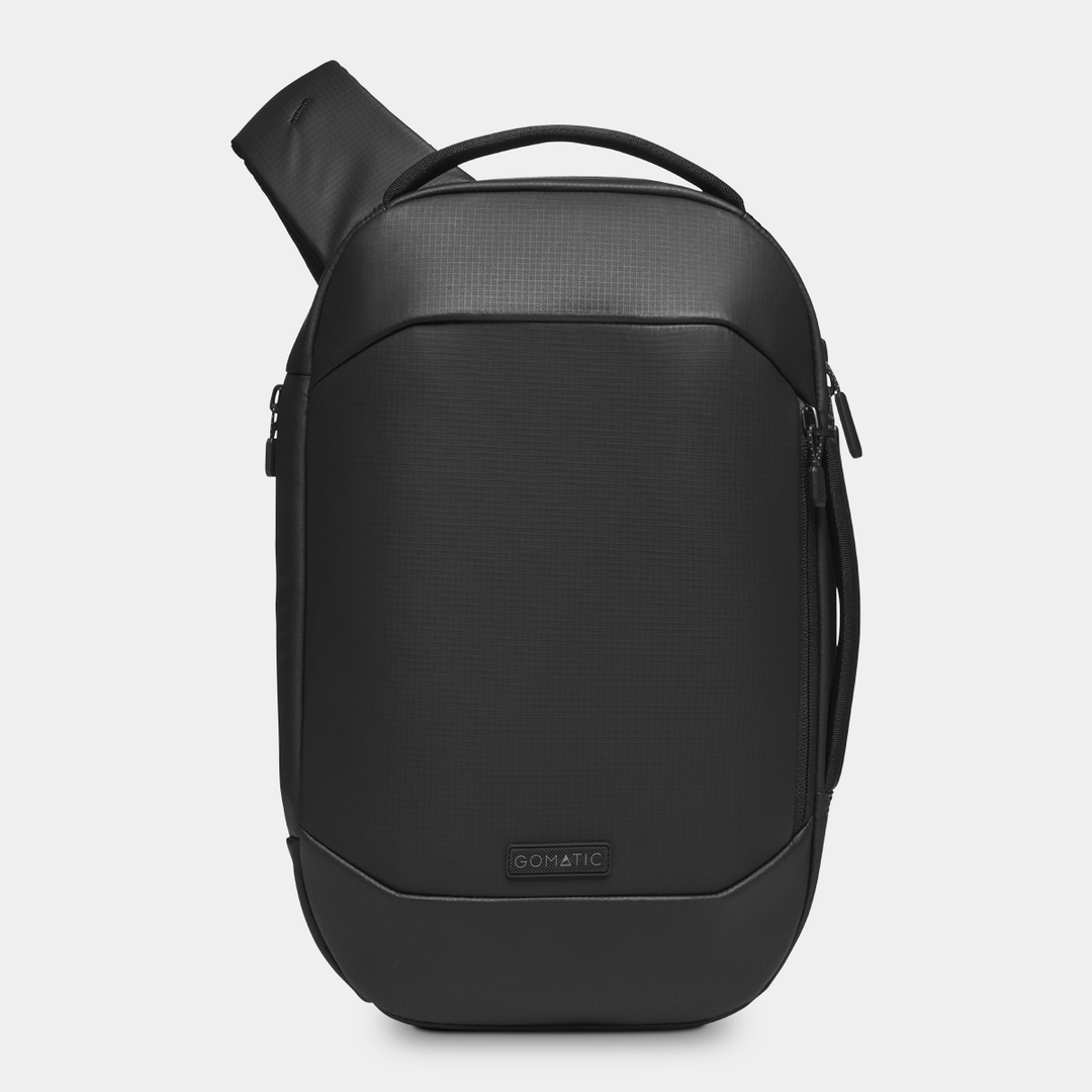 Gomatic Navigator RS Pack 10L Black Front View#color_black
