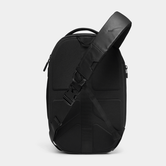 Gomatic Navigator RS Pack 10L Black Back  View#color_black